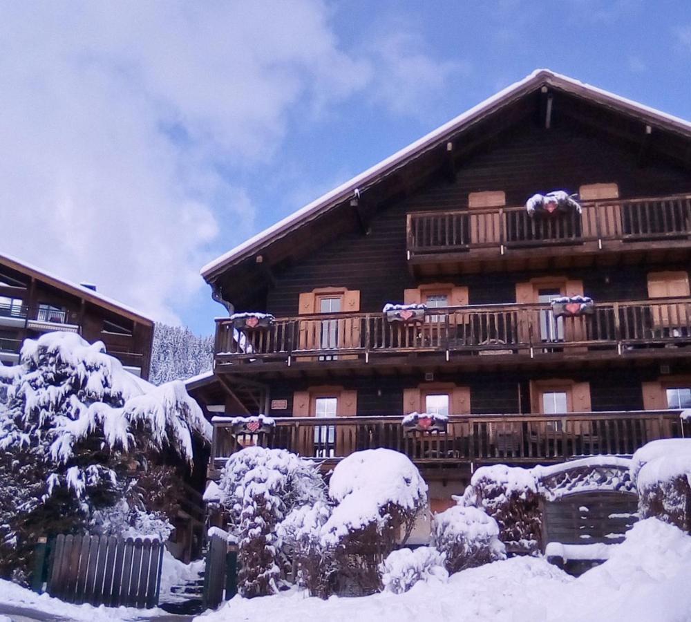 "Chalet Les Aravis" Chalet Et Appartements Le Grand-Bornand Bagian luar foto
