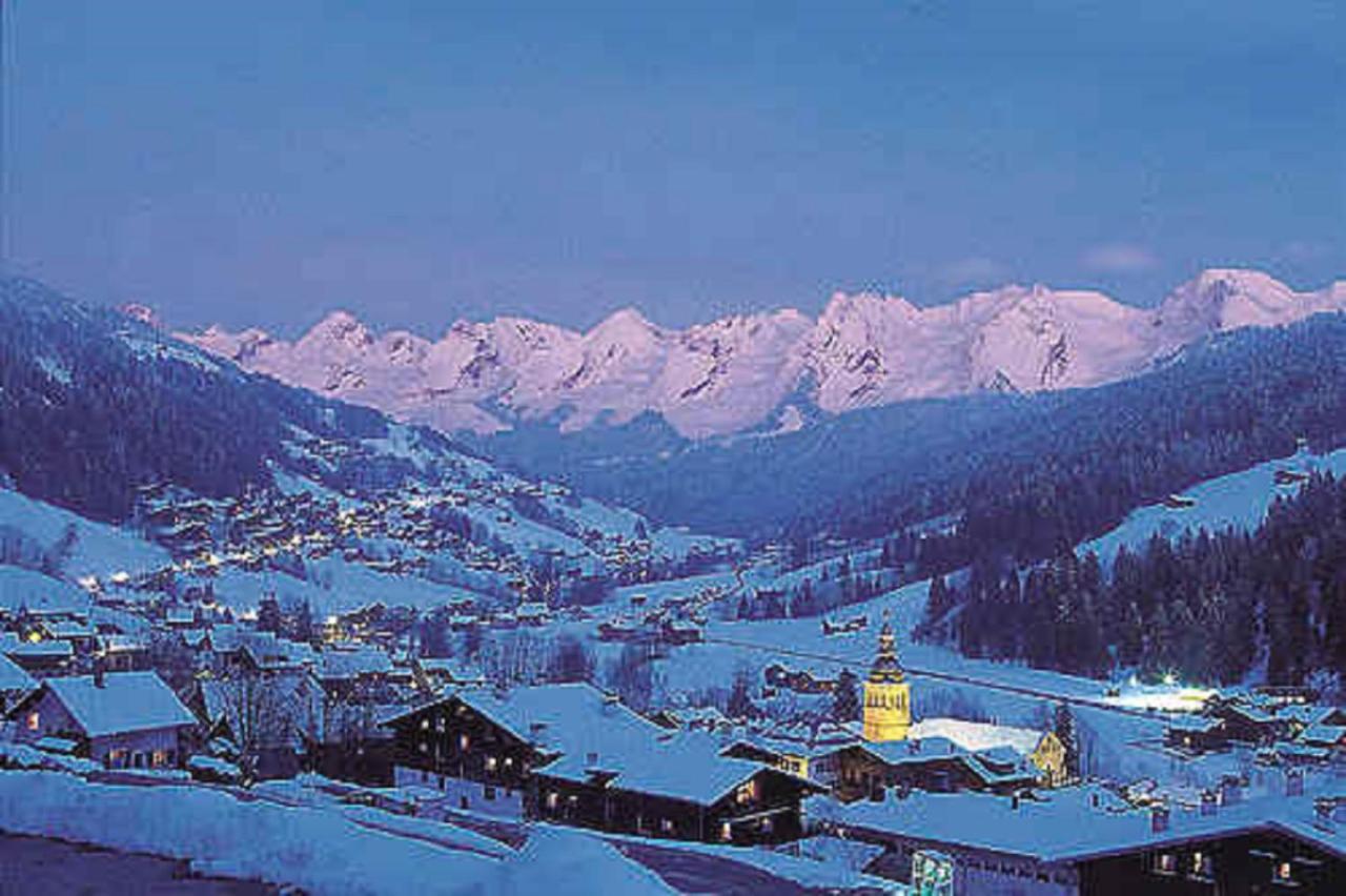 "Chalet Les Aravis" Chalet Et Appartements Le Grand-Bornand Bagian luar foto